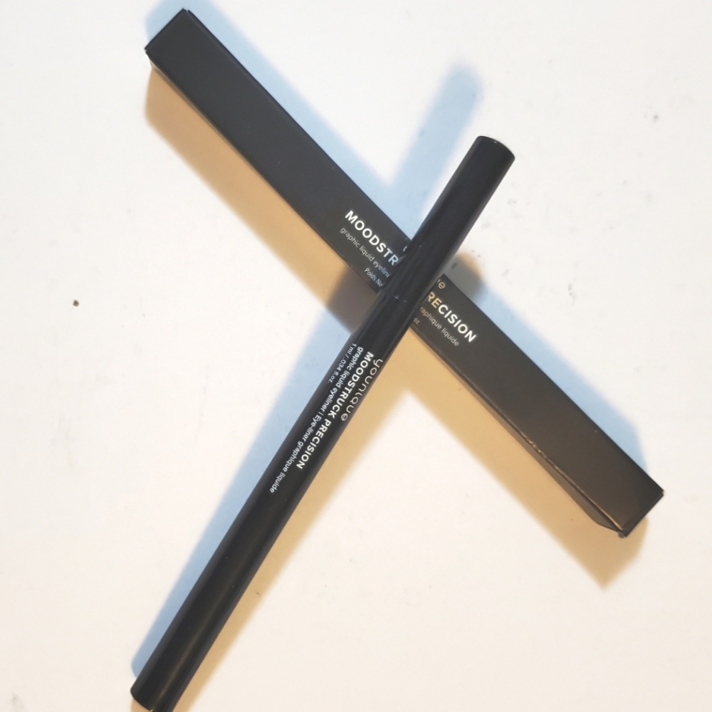 NIB Younique Liquid Eyeliner (blue)
